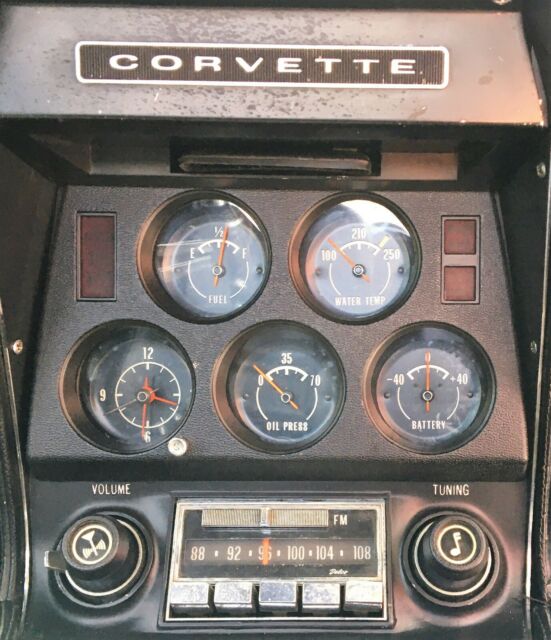 Chevrolet Corvette 1972 image number 17