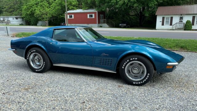 Chevrolet Corvette 1972 image number 4