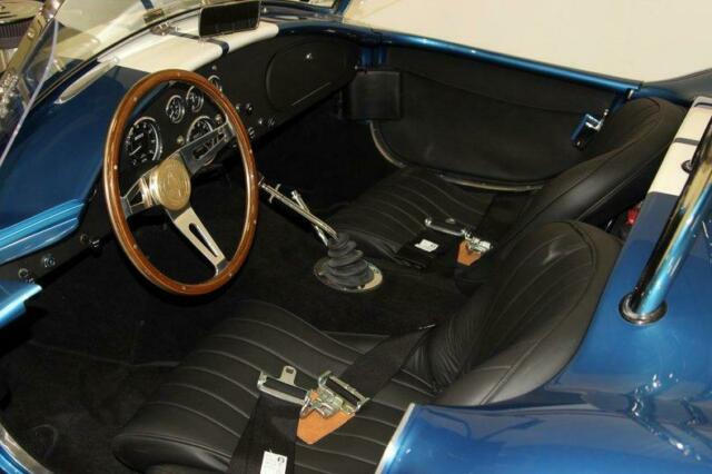 Shelby Cobra 1965 image number 19