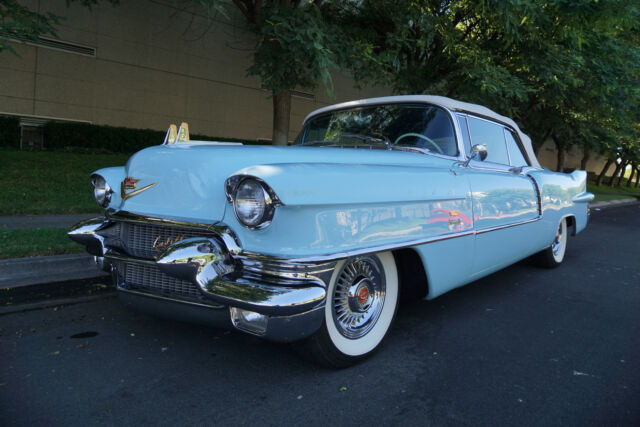 Cadillac Eldorado Biarritz Convertible 1956 image number 28