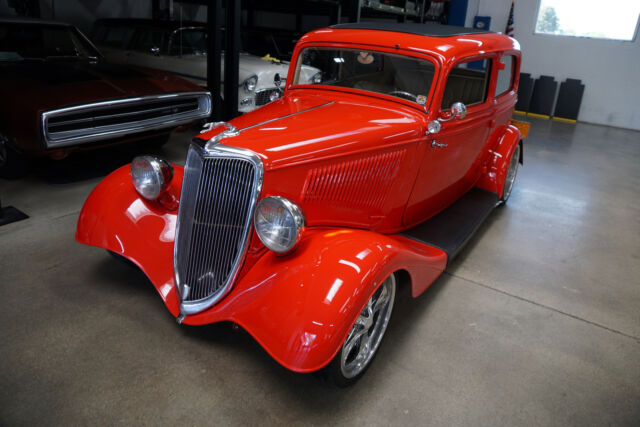 Ford Tudor 2 Dr Sedan Street Rod Custom 1934 image number 0