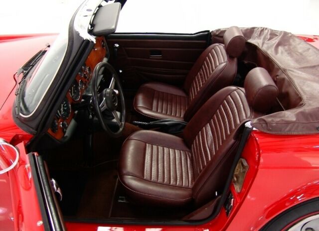 Triumph TR-6 1974 image number 38