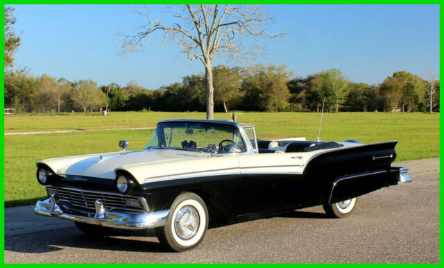 Ford Fairlane 1957 image number 0