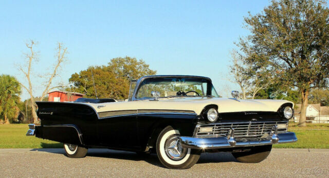 Ford Fairlane 1957 image number 12