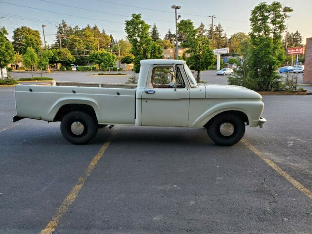 Ford F-250 1963 image number 1