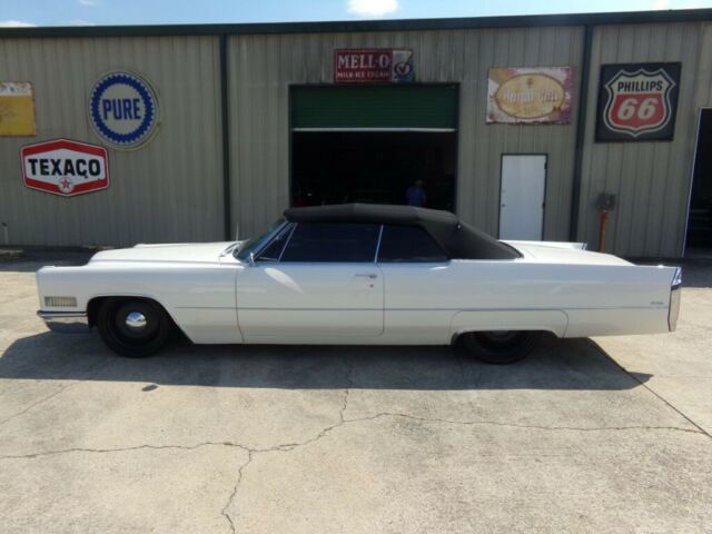 Cadillac DeVille 1966 image number 0