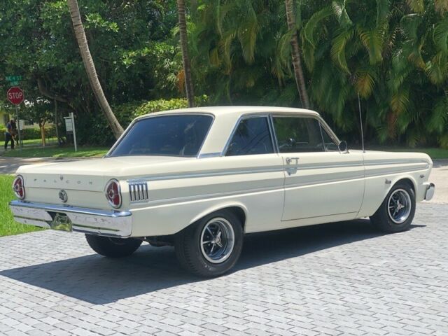 Ford Falcon 1964 image number 4