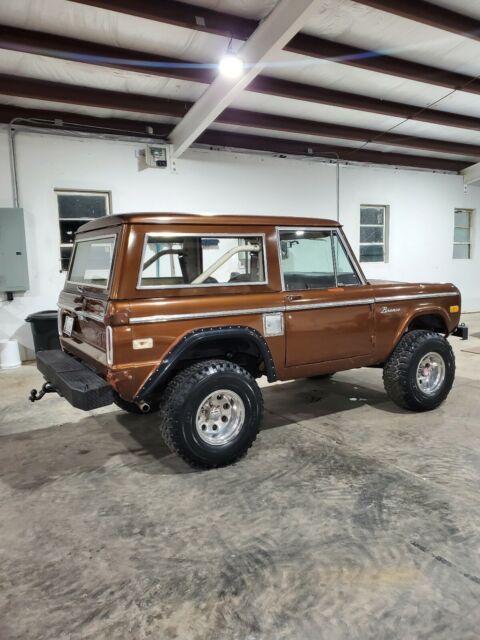 Ford Bronco 1974 image number 1