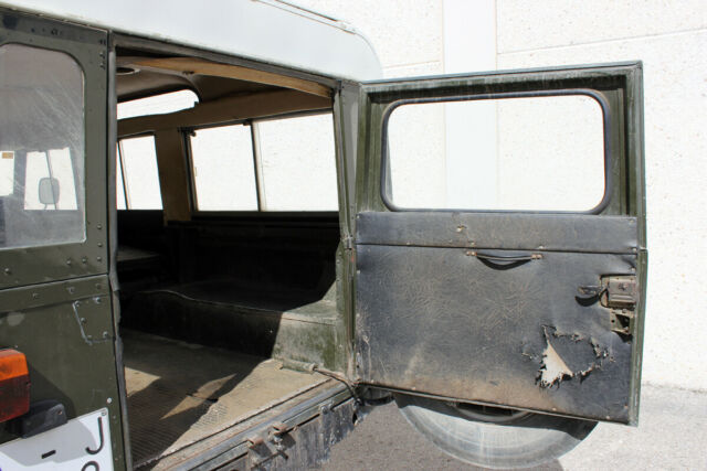 Land Rover SERIES III 109 1976 image number 14