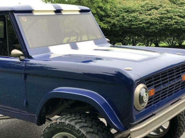 Ford Bronco 1974 image number 18