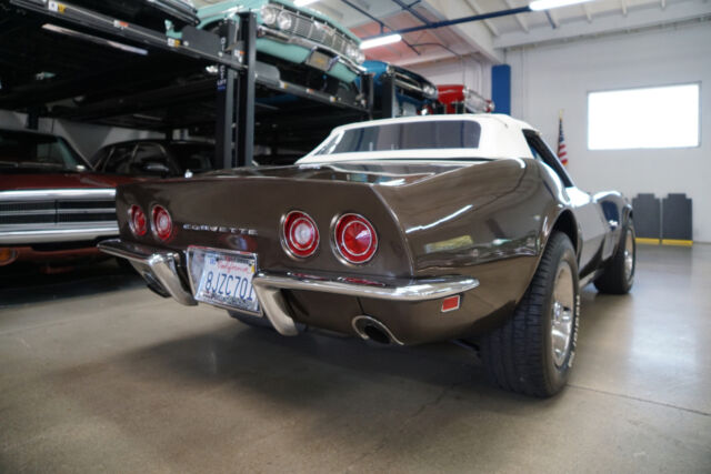 Chevrolet Corvette 427/390HP V8 Convertible 1969 image number 44