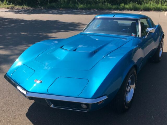 Chevrolet Corvette 1969 image number 2