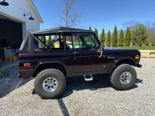 Ford Bronco 1971 image number 1