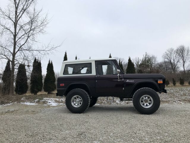 Ford Bronco 1971 image number 15