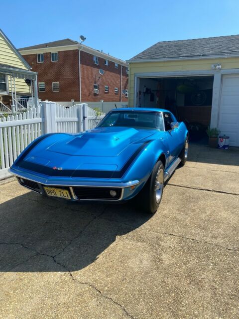 Chevrolet Corvette 1969 image number 0