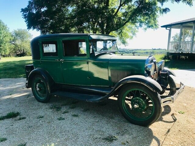 Ford Model A 1928 image number 0