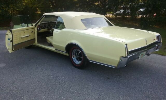 Oldsmobile 442 1967 image number 20