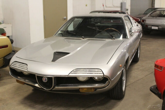 Alfa Romeo Montreal 1973 image number 0