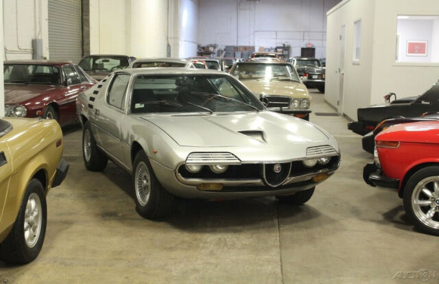 Alfa Romeo Montreal 1973 image number 10