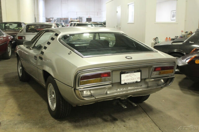 Alfa Romeo Montreal 1973 image number 2