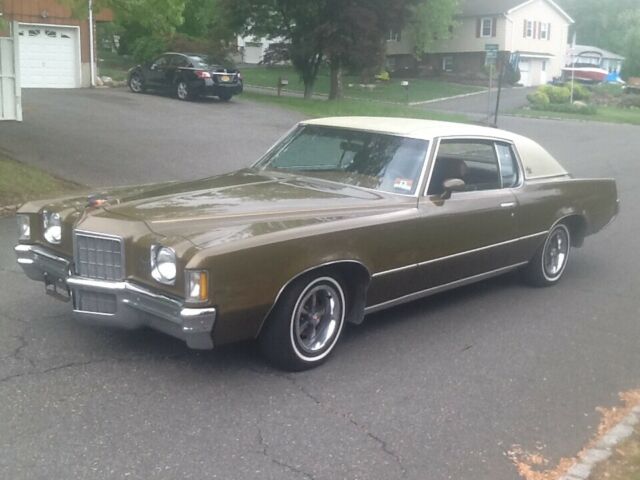 Pontiac Grand Prix 1972 image number 20