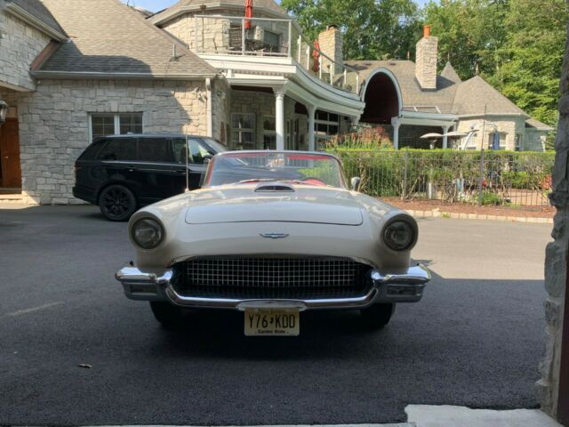 Ford Thunderbird 1957 image number 14