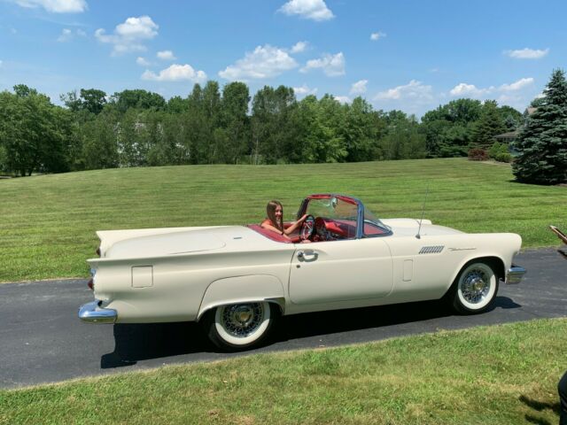 Ford Thunderbird 1957 image number 15