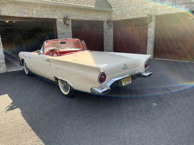 Ford Thunderbird 1957 image number 20