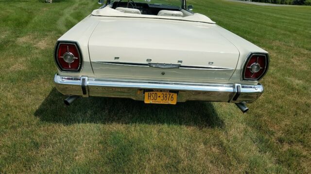 Ford Galaxie 1965 image number 32