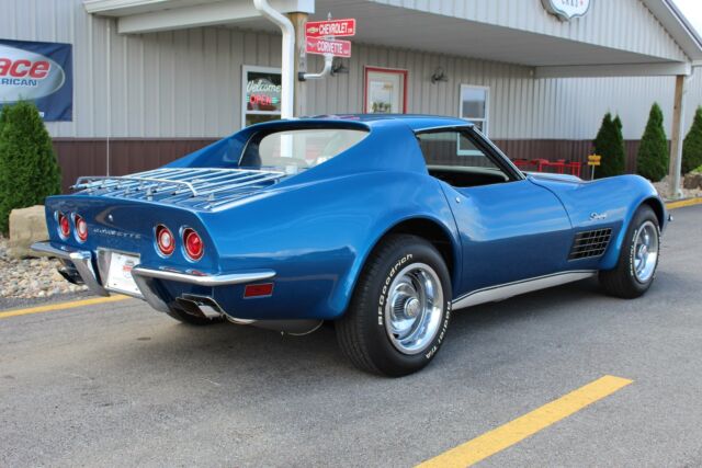 Chevrolet Corvette 1971 image number 20