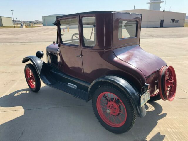 Ford Model T 1926 image number 27