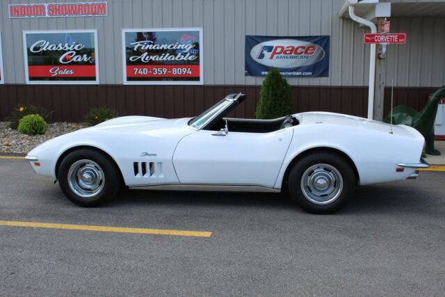 Chevrolet Corvette 1969 image number 1