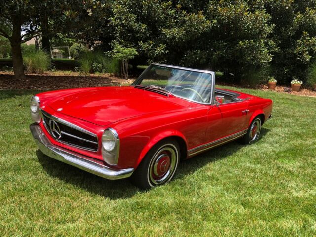 Mercedes-Benz SL-Class 1966 image number 14