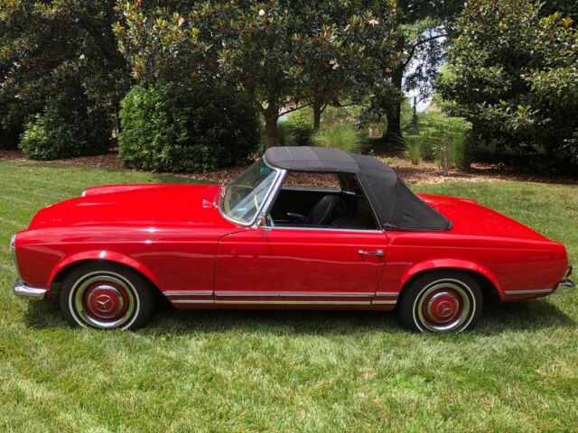 Mercedes-Benz SL-Class 1966 image number 40