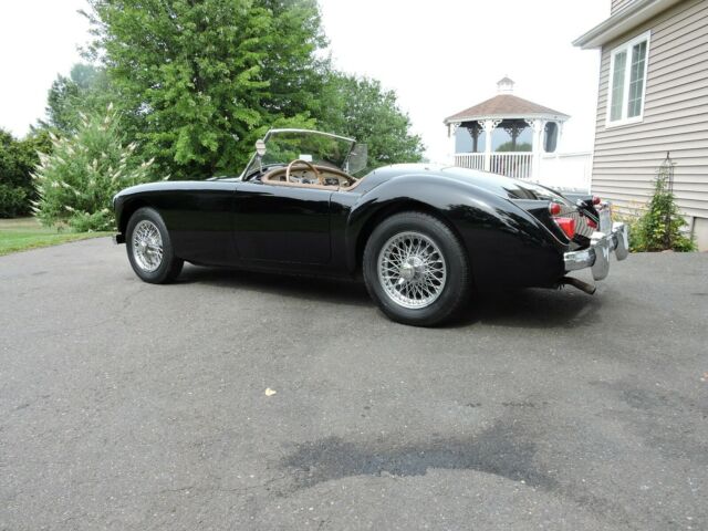 MG MGA 1959 image number 2