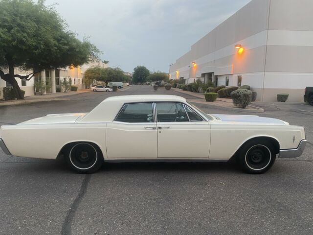 Lincoln Continental 1966 image number 0