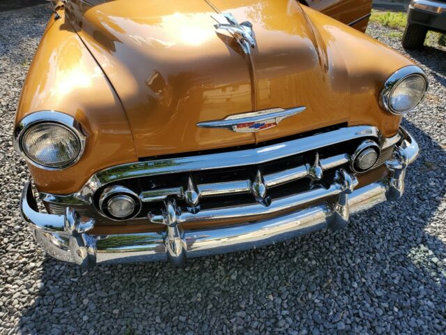 Chevrolet Bel Air/150/210 1953 image number 21