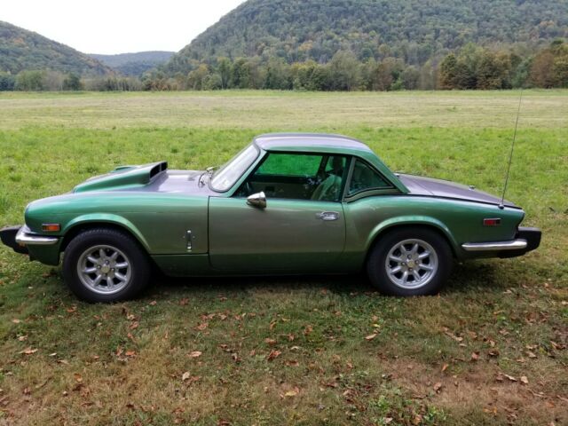 Triumph Spitfire 1975 image number 2