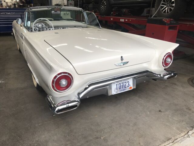 Ford Thunderbird 1957 image number 14