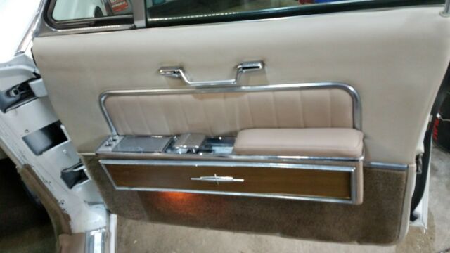 Lincoln Continental 1966 image number 40