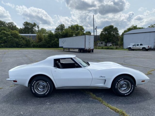 Chevrolet Corvette 1973 image number 1