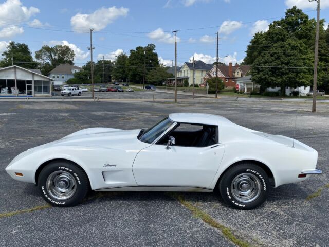 Chevrolet Corvette 1973 image number 25