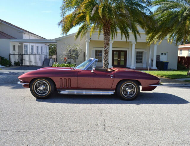 Chevrolet Corvette 1966 image number 1