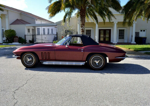 Chevrolet Corvette 1966 image number 12