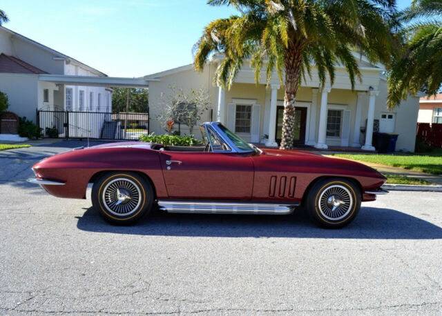 Chevrolet Corvette 1966 image number 2