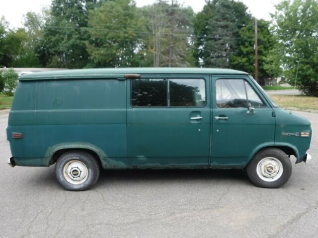 Chevrolet G20 Van 1976 image number 5