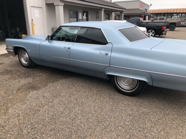 Cadillac DeVille 1969 image number 26