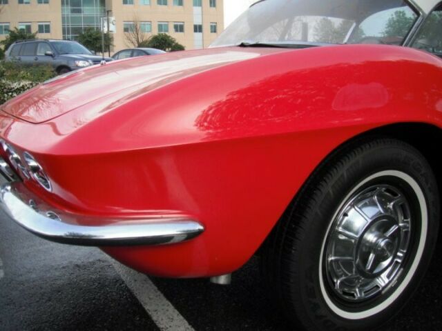 Chevrolet Corvette 1962 image number 2