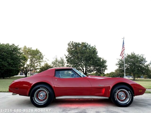 Chevrolet Corvette 1976 image number 35