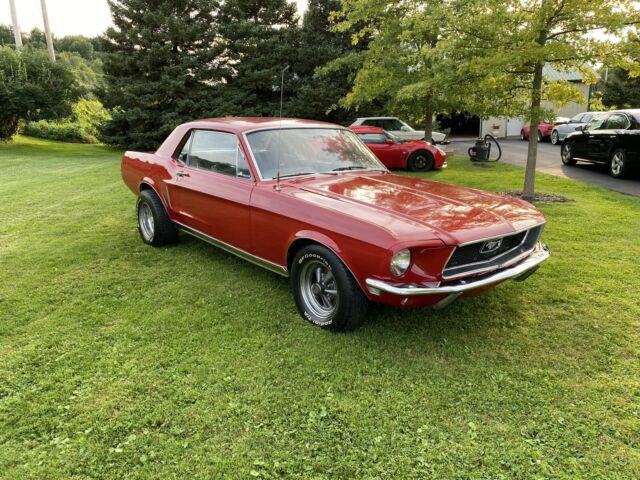 Ford Mustang 1968 image number 2